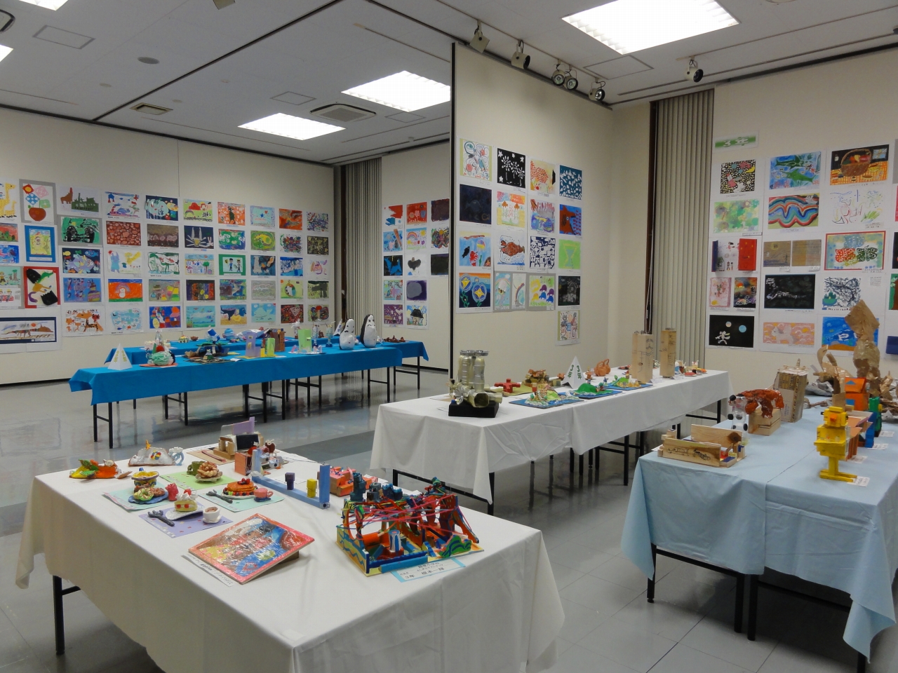 のビル展（新宿区立小学校図画工作作品展）